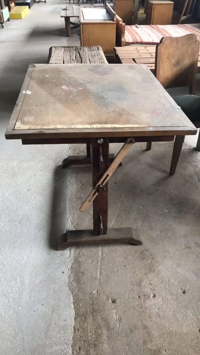 Old authentic desgnining table