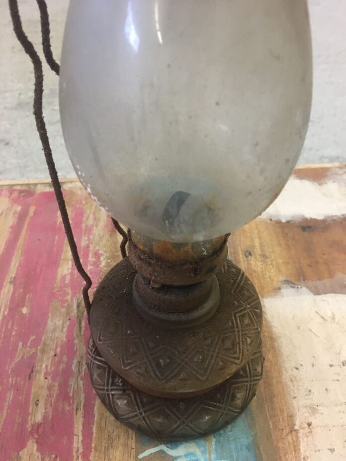 oil lamp greek old utensil