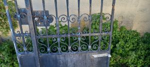 iron front garden door, black old iron garden gate door, handmade and decorated with spirals and twirls, solid, heavy, cast iron gate , garden door ,yard door
